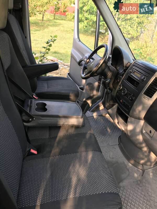 Микроавтобус Mercedes-Benz Sprinter 2007 в Каменец-Подольском фото 5 Микроавтобус Mercedes-Benz Sprinter 2007 в Каменец-Подольском