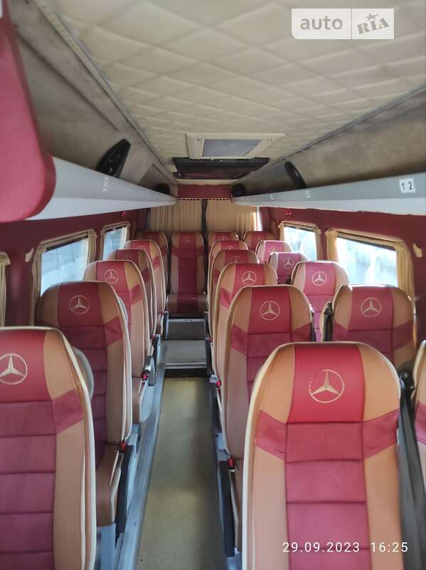 Туристический / Междугородний автобус Mercedes-Benz Sprinter 2012 в Сумах