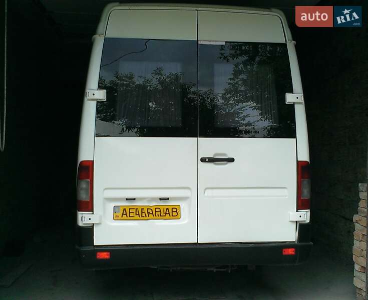 Городской автобус Mercedes-Benz Sprinter 2002 в Днепре