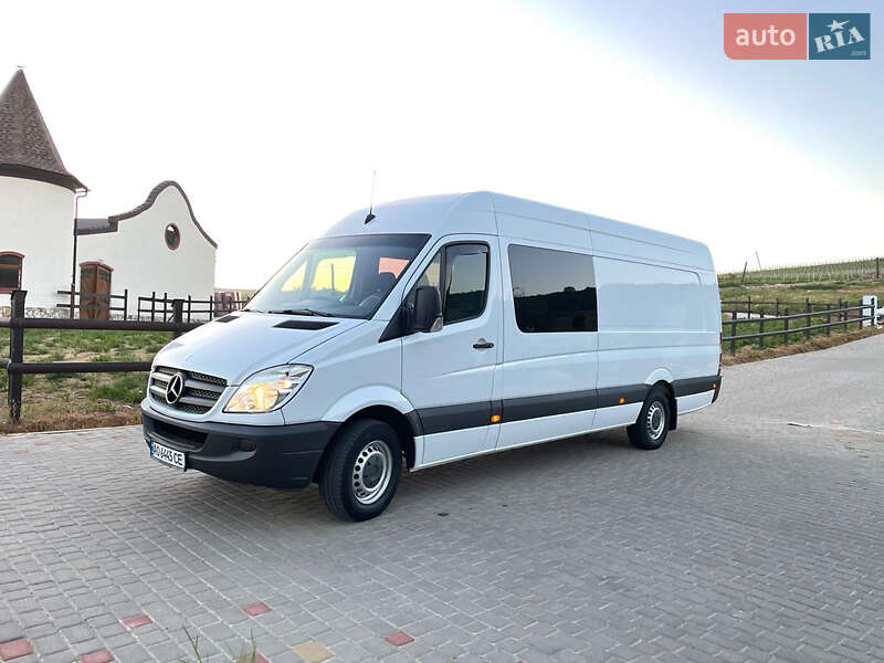 Mercedes-Benz Sprinter 2012