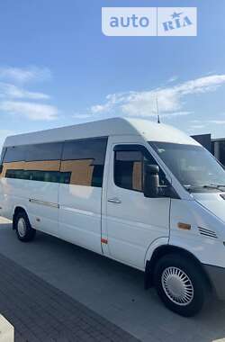 Микроавтобус Mercedes-Benz Sprinter 2005 в 