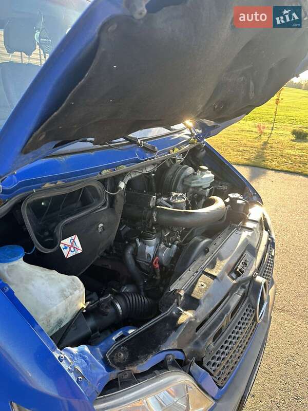 Микроавтобус Mercedes-Benz Sprinter 2004 в Черновцах