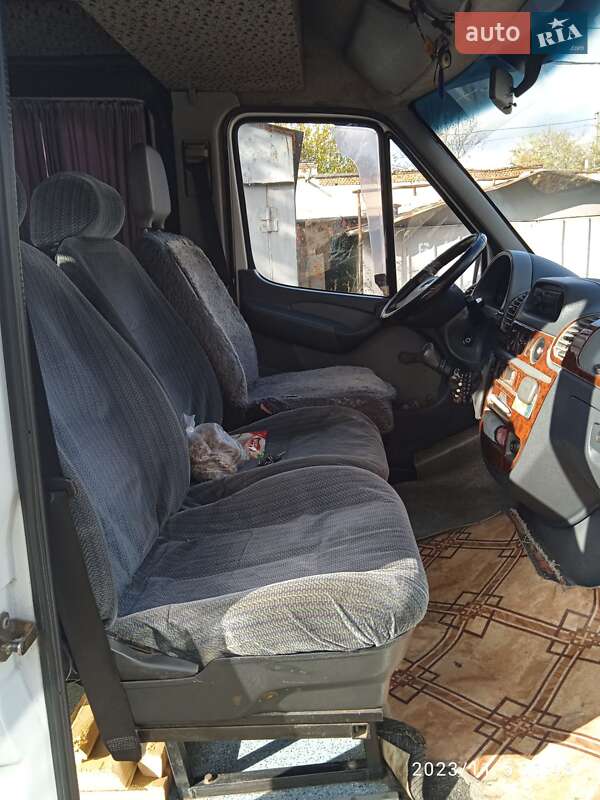 Микроавтобус Mercedes-Benz Sprinter 2002 в Николаеве