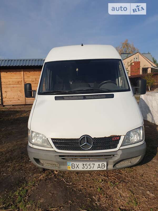 Вантажний фургон Mercedes-Benz Sprinter 2005 в Києві