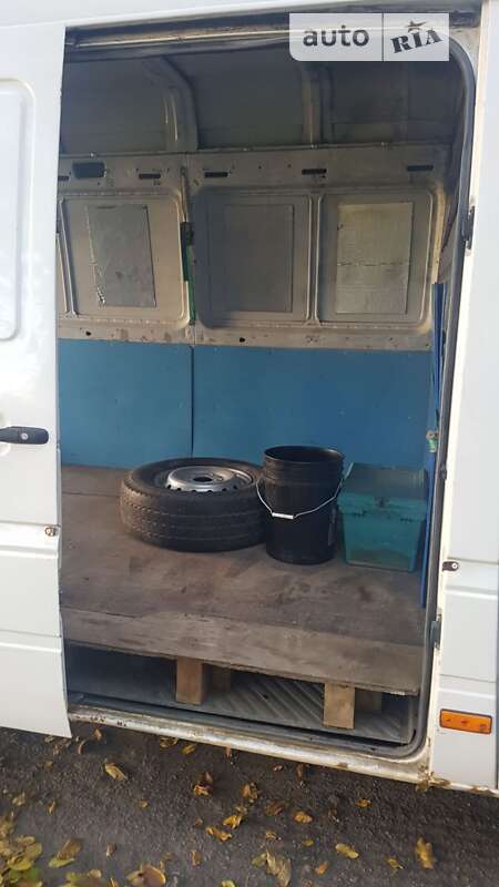 Грузовой фургон Mercedes-Benz Sprinter 1999 в Добровеличковке