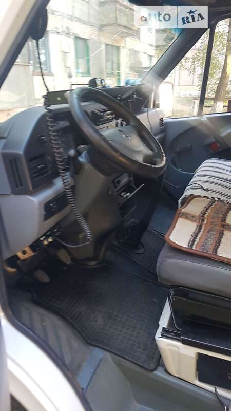 Грузовой фургон Mercedes-Benz Sprinter 1999 в Добровеличковке