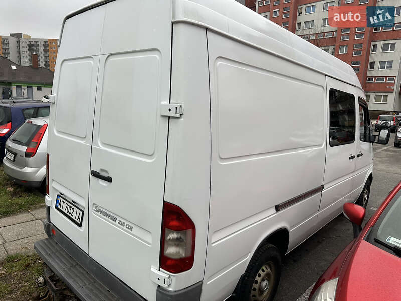 Микроавтобус Mercedes-Benz Sprinter 2003 в Косове фото 5 Микроавтобус Mercedes-Benz Sprinter 2003 в Косове