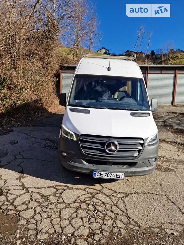 Вантажопасажирський фургон Mercedes-Benz Sprinter 2020 в Чернівцях