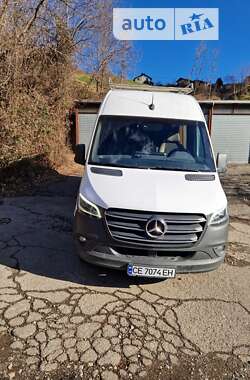 Вантажопасажирський фургон Mercedes-Benz Sprinter 2020 в Чернівцях