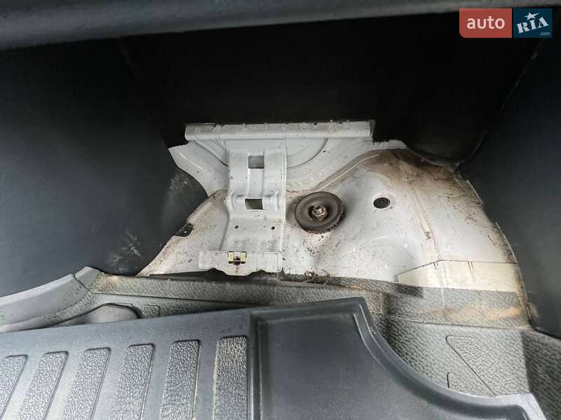 Грузовой фургон Mercedes-Benz Sprinter 2004 в Хусте