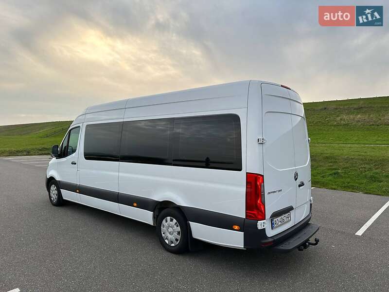 Микроавтобус Mercedes-Benz Sprinter 2019 в Виноградове