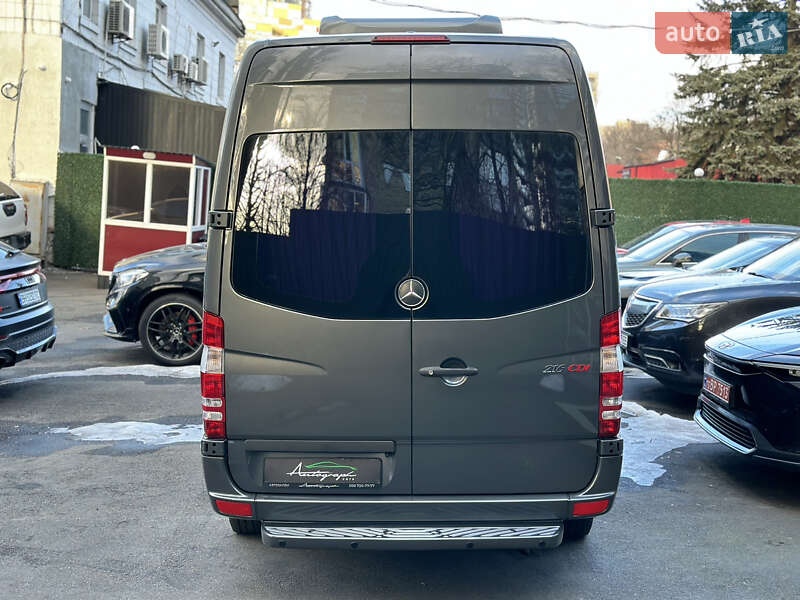 Вантажопасажирський фургон Mercedes-Benz Sprinter 2010 в Києві
