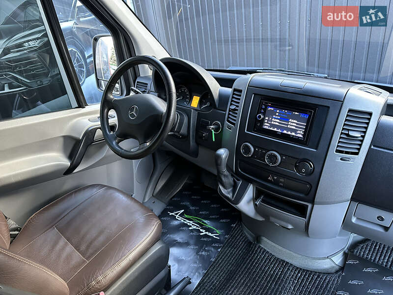 Вантажопасажирський фургон Mercedes-Benz Sprinter 2010 в Києві