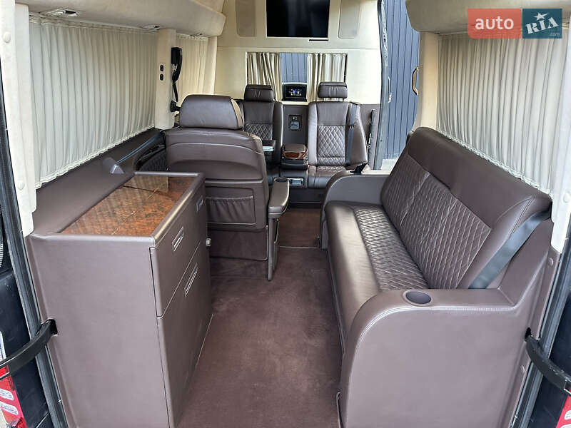 Вантажопасажирський фургон Mercedes-Benz Sprinter 2010 в Києві