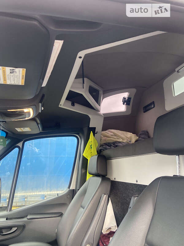Автовоз Mercedes-Benz Sprinter 2019 в Мостиске