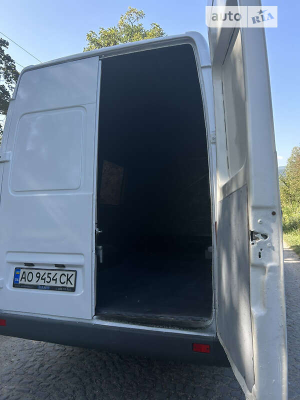 Мікроавтобус Mercedes-Benz Sprinter 2000 в Іршаві