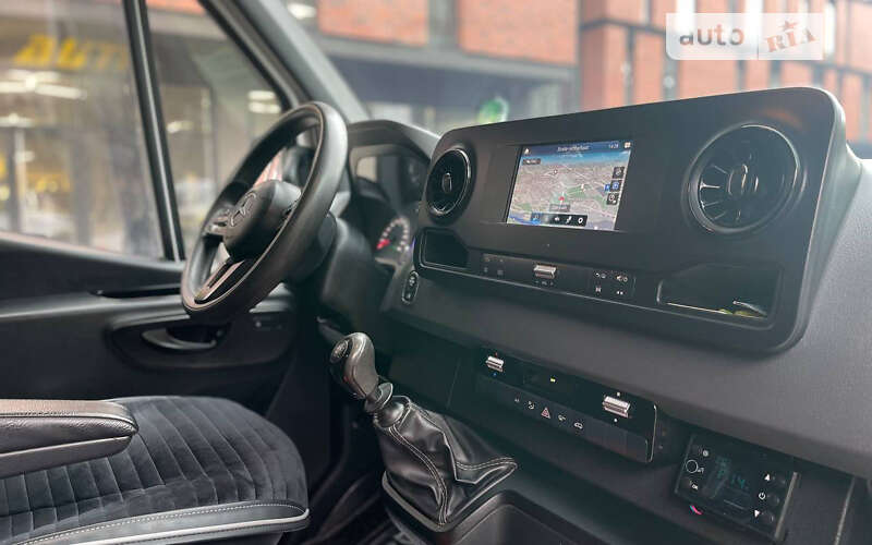 Грузопассажирский фургон Mercedes-Benz Sprinter 2019 в Черновцах