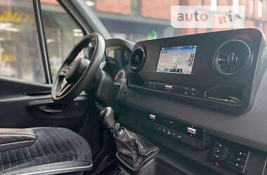 Грузопассажирский фургон Mercedes-Benz Sprinter 2019 в 