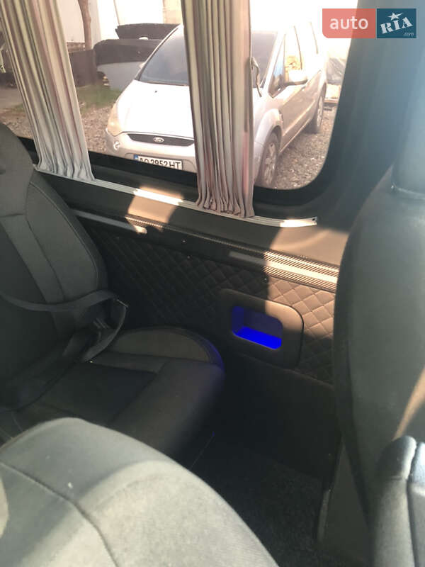 Микроавтобус Mercedes-Benz Sprinter 2019 в Хусте
