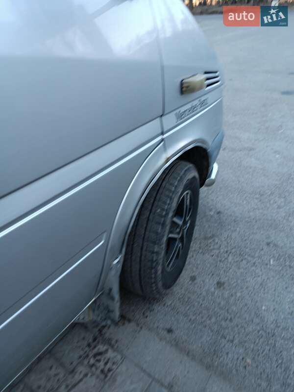 Mercedes-Benz Sprinter 2004