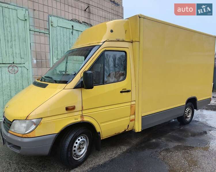 Грузовой фургон Mercedes-Benz Sprinter 2002 в Черкассах