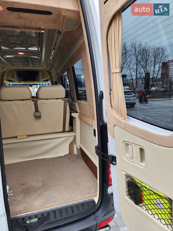 Мікроавтобус Mercedes-Benz Sprinter 2018 в Дніпрі