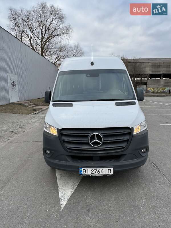 Грузовой фургон Mercedes-Benz Sprinter 2018 в Полтаве