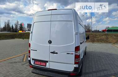 Грузовой фургон Mercedes-Benz Sprinter 2011 в Стрые