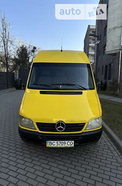 Вантажопасажирський фургон Mercedes-Benz Sprinter 2005 в Львові