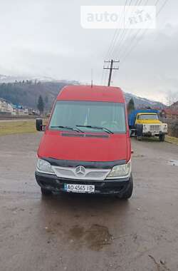 Пригородный автобус Mercedes-Benz Sprinter 2003 в Рахове