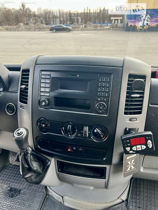 Рефрижератор Mercedes-Benz Sprinter 2015 в Києві