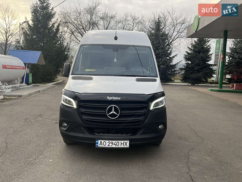 Микроавтобус Mercedes-Benz Sprinter 2019 в Тячеве фото 2 Микроавтобус Mercedes-Benz Sprinter 2019 в Тячеве