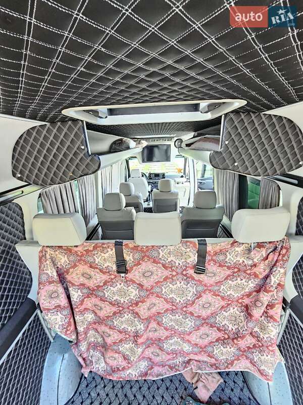 Микроавтобус Mercedes-Benz Sprinter 2018 в Одессе фото 40 Микроавтобус Mercedes-Benz Sprinter 2018 в Одессе