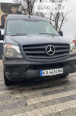 Вантажний фургон Mercedes-Benz Sprinter 2016 в Києві