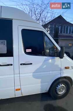 Микроавтобус Mercedes-Benz Sprinter 2000 в Виннице