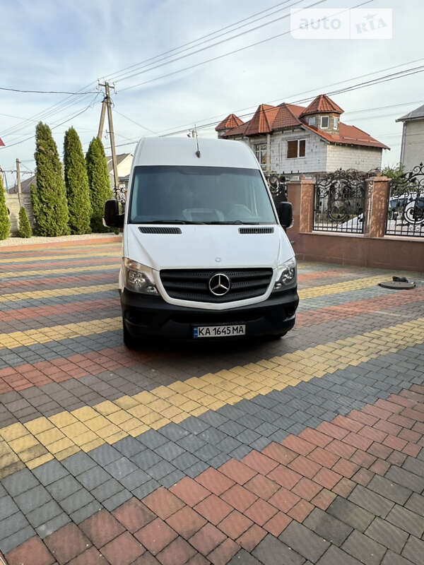 Вантажний фургон Mercedes-Benz Sprinter 2014 в Виноградові
