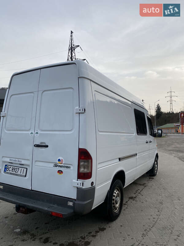Мікроавтобус Mercedes-Benz Sprinter 2006 в Стрию