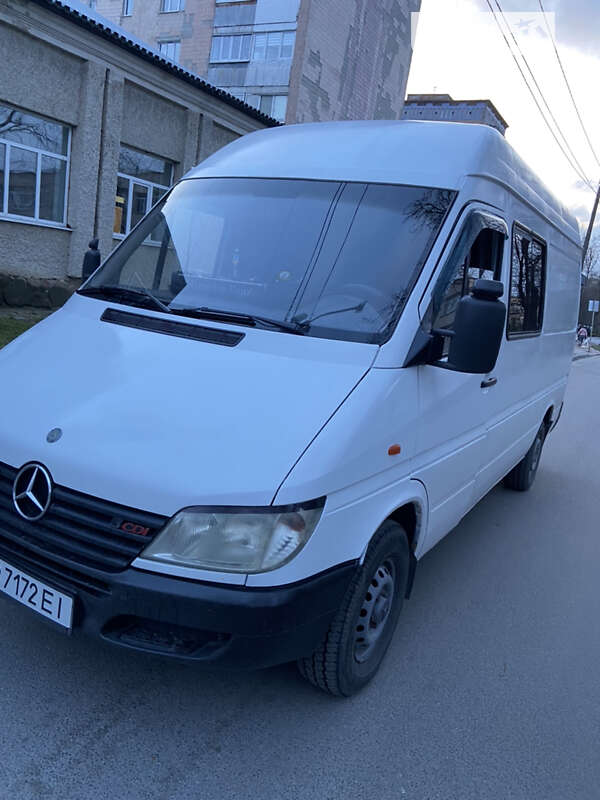 Автобус Mercedes-Benz Sprinter 2000 в Тернополі