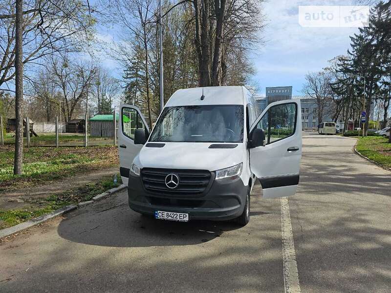 Вантажний фургон Mercedes-Benz Sprinter 2019 в Чернівцях