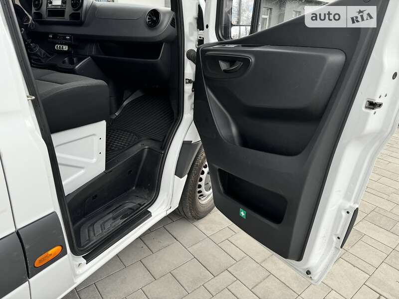 Грузовой фургон Mercedes-Benz Sprinter 2020 в Долине