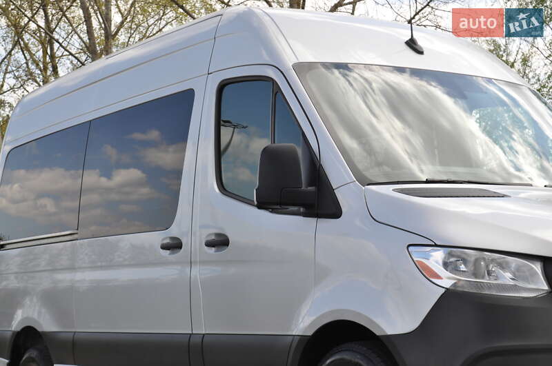 Микроавтобус Mercedes-Benz Sprinter 2019 в Киеве