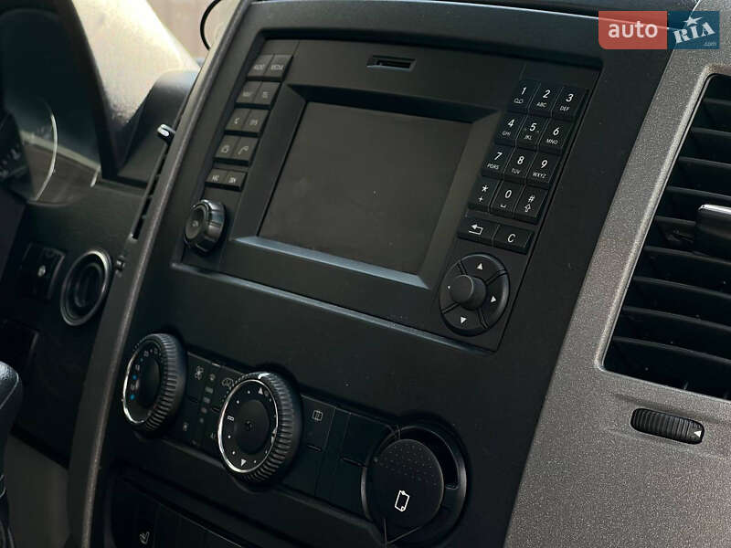 Автовоз Mercedes-Benz Sprinter 2016 в Львові