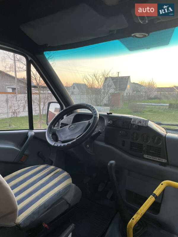 Микроавтобус Mercedes-Benz Sprinter 1999 в Кременчуге