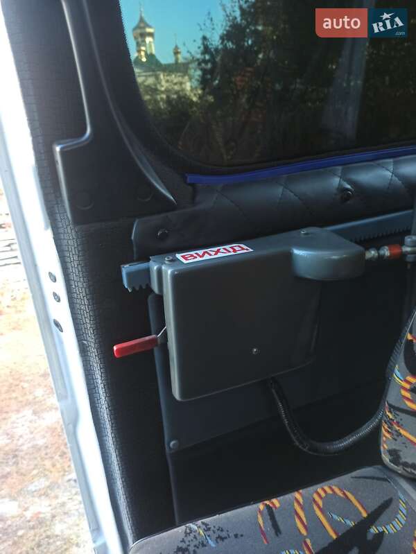 Приміський автобус Mercedes-Benz Sprinter 2011 в Баришівка