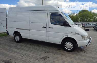 Грузовой фургон Mercedes-Benz Sprinter 2005 в Лубнах