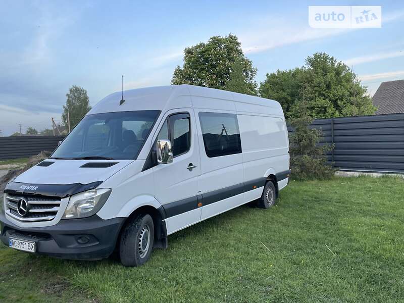 Грузопассажирский фургон Mercedes-Benz Sprinter 2015 в Камне-Каширском