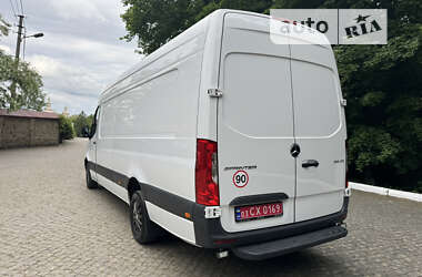 Вантажний фургон Mercedes-Benz Sprinter 2021 в Чернівцях