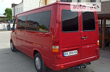 Микроавтобус Mercedes-Benz Sprinter 2001 в Староконстантинове