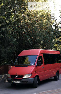 Вантажопасажирський фургон Mercedes-Benz Sprinter 2006 в 