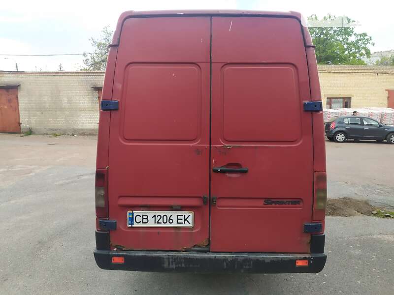 Вантажний фургон Mercedes-Benz Sprinter 2005 в Чернігові